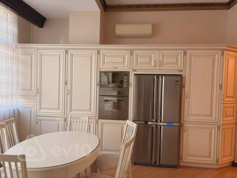 2 otaqlı mənzil, 92 m², Azneft meydanı — kirayə — Баку
