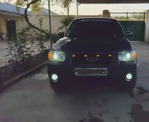 Ford Escape, 2005 il, 281897 km, 2.3 L — Avtomobillər