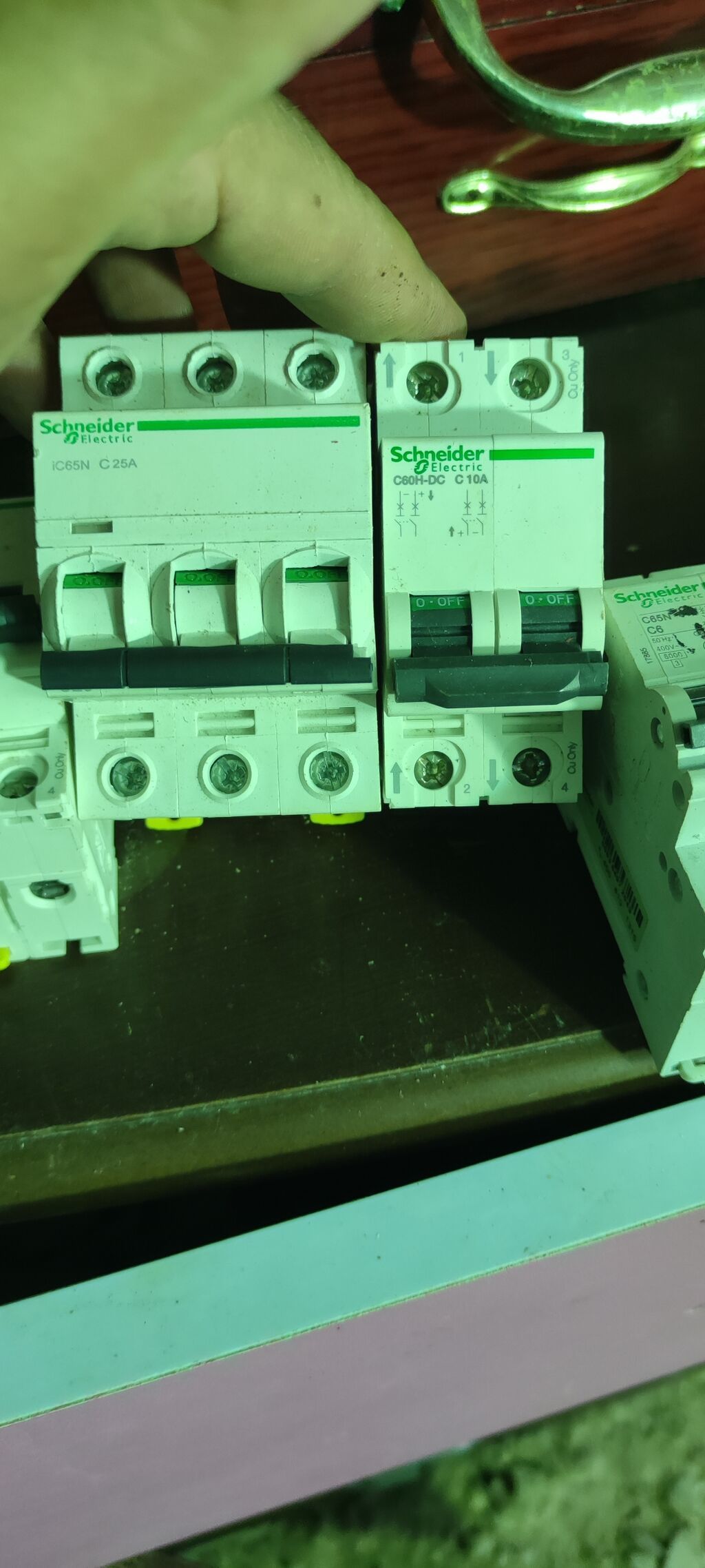 Schneider Electric Elektrik avtomat, 3 faza — Keçici avadanlıqlar, Digah (4)