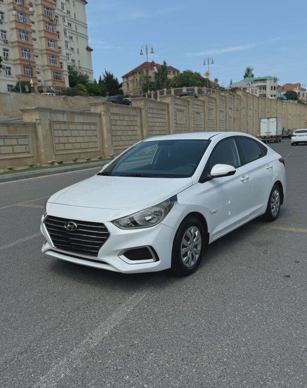 Avtomobil icarəsi Hyundai Sonata 2023 — Avtomobil icarəsi, Bakı (3)
