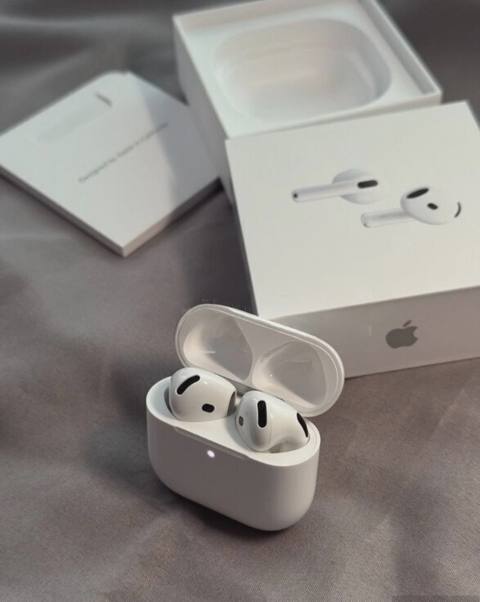 Qulaqlıq Apple AirPods 3 — 29.99 ₼ · Qulaqcıqlar Qulaqlıq Apple AirPods 3