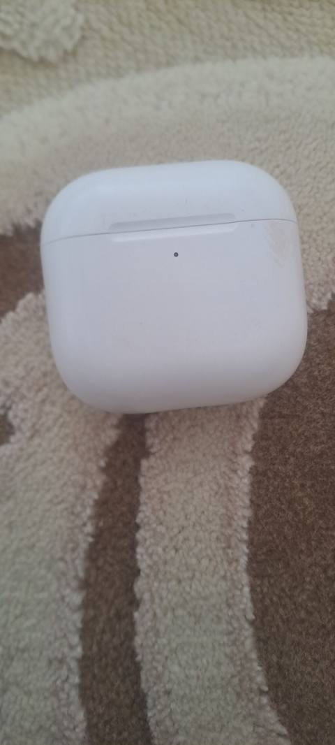 Apple AirPods Pro şarj qutusu - Model: AirPods Pro (MagSafe/Lightning — Баку