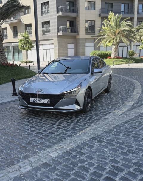 Avtomobil icarəsi Hyundai Elantra 2021 — Bakı