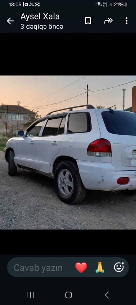 Hyundai Santa Fe, ağ rəng, 5 yerlik SUV Xüsusiyyətlər: - Kuzov: ağ — Мехдиабад