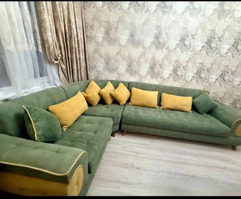 Yaşıl-krem tonlarında L formalı künc divan Divan 1200 AZN-a alınıb — 600 ₼ · Баку · Divanlər Yaşıl-krem tonlarında L formalı künc divan Divan 1200 AZN-a alınıb — Баку