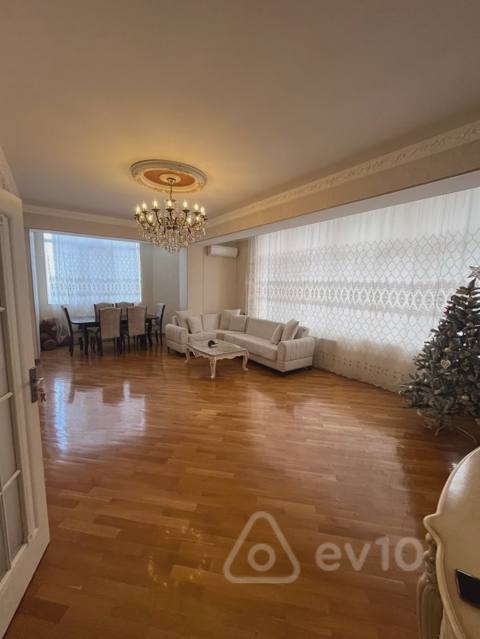 3 otaqlı mənzil, 110 m², Tbilisi prospekt — kirayə — 850 ₼ · 3 бөлме · 110 m² · 15/20 қабат · Баку, Yasamal · Mənzil 3 otaqlı mənzil, 110 m², Tbilisi prospekt — kirayə — Баку