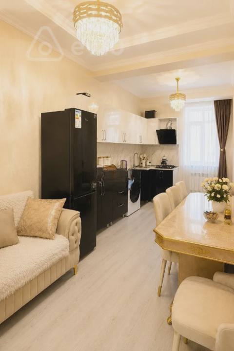 2 otaqlı mənzil, 60 m², Bakı, Məhəmməd Xiyabani küç., 11 — kirayə — Baku