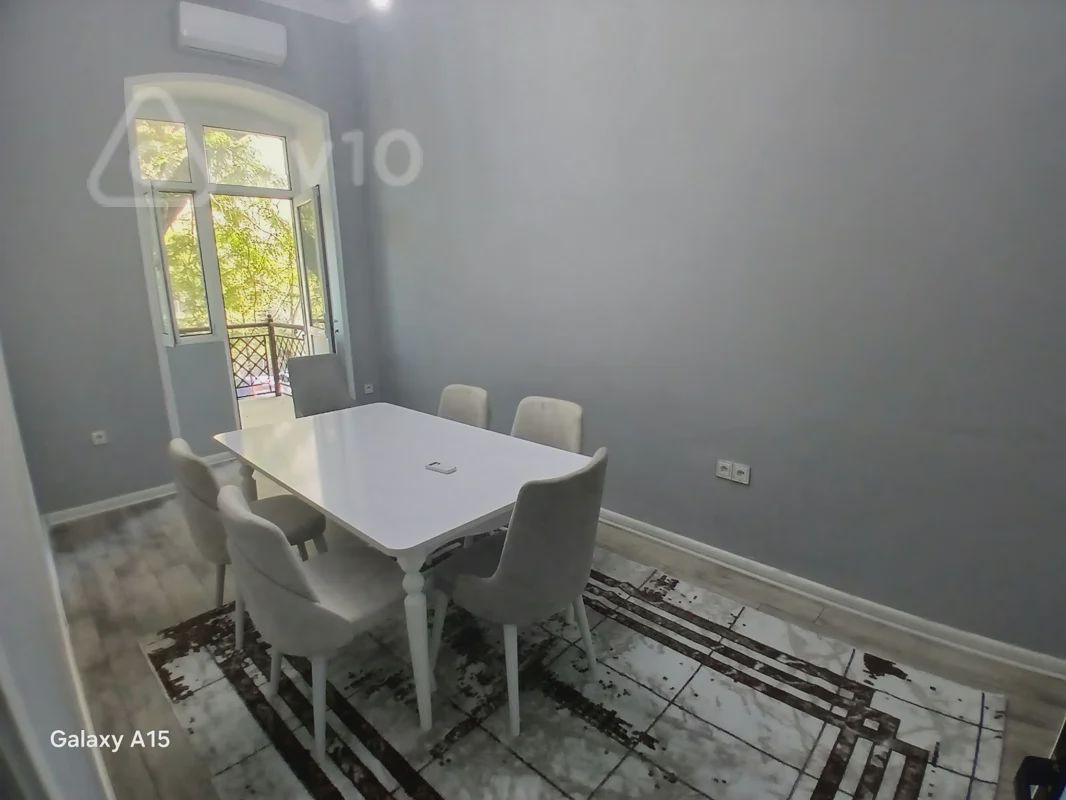 For sale: 4-room apartment (old building), 130 m² — Mənzil, Bakı (3)