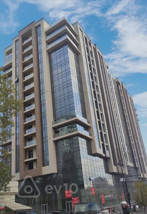 3 otaqlı mənzil, 185 m², Salatın Əsgərova — 666 000 ₼ · Bakı · Mənzil 3 otaqlı mənzil, 185 m², Salatın Əsgərova — Bakı