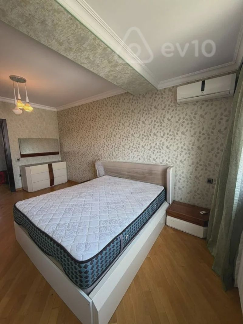 For sale: 3-room apartment (old building), 80 m² — Mənzil, Bakı (8)
