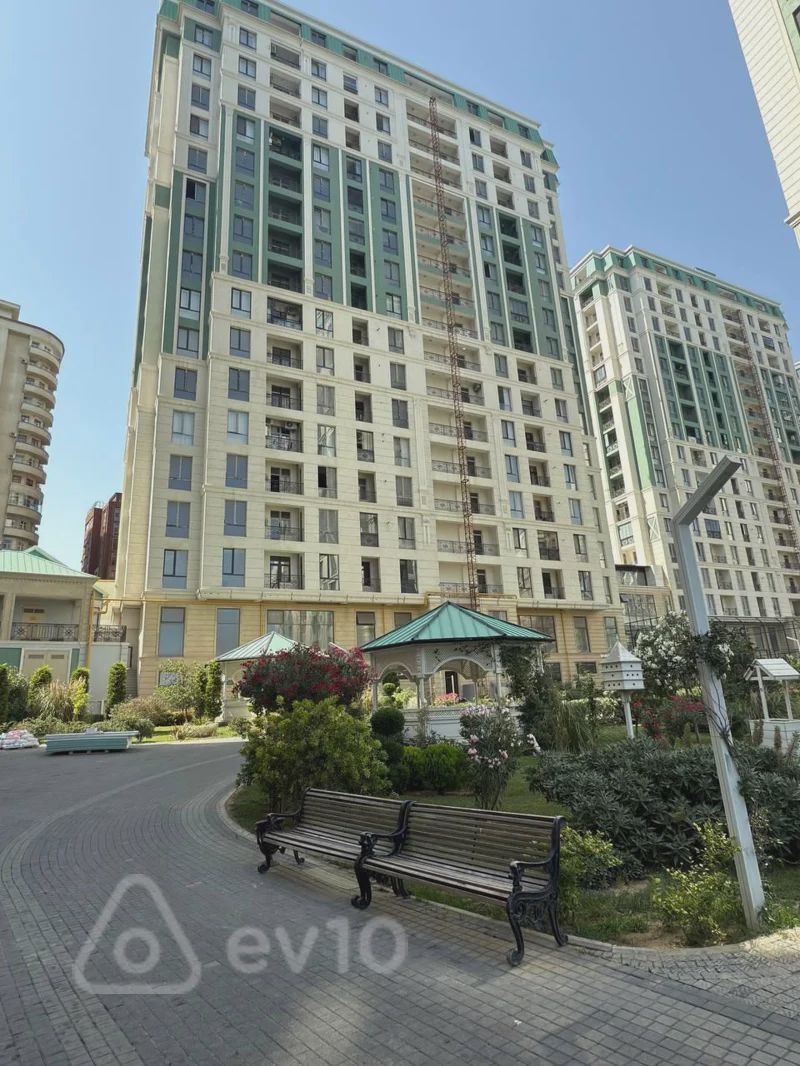 3 otaqlı mənzil, 135 m², Təbriz küc — Mənzil, Bakı