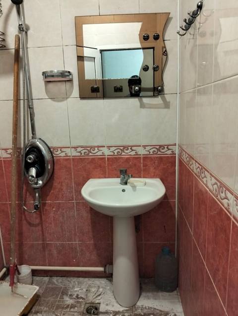 Güzgü Divar üçün, Hamam üçün, Çərçivə ilə — Baku