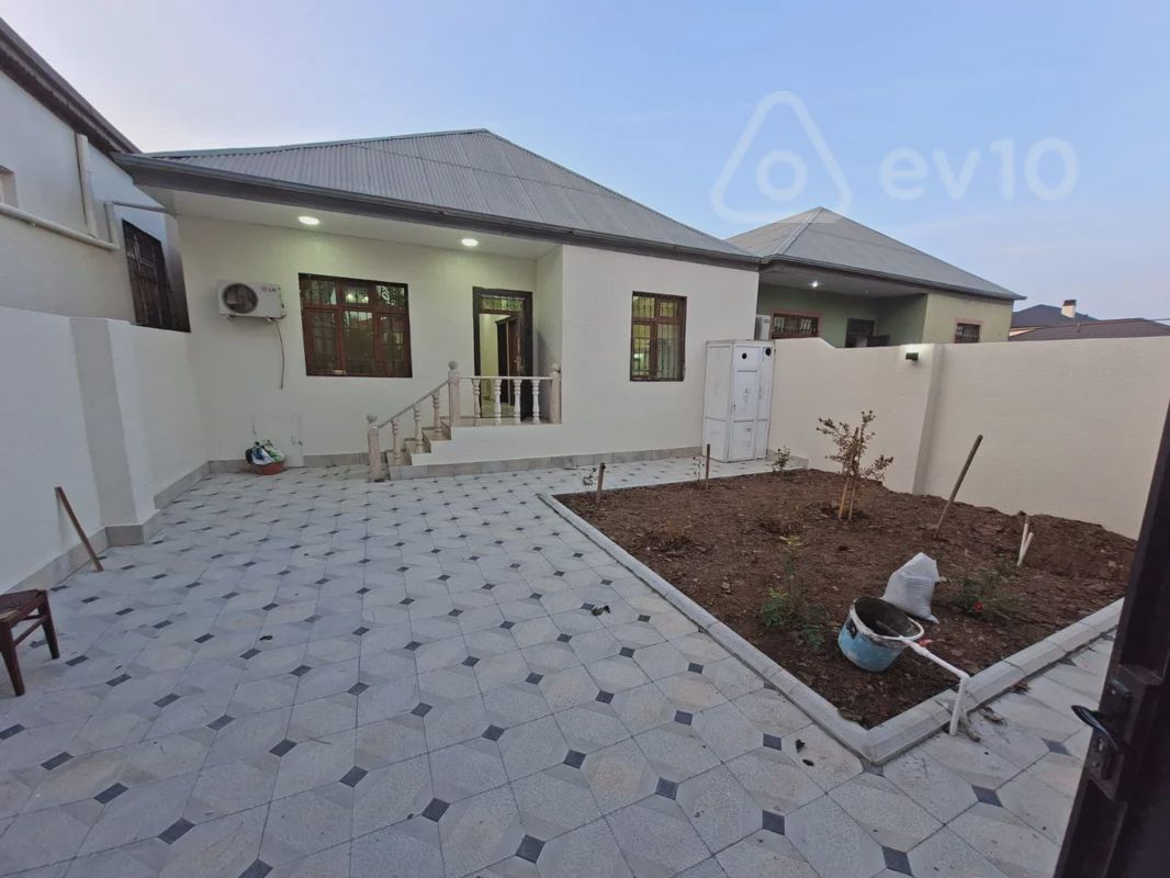 For sale: 4-room house / Cottage / Villa, 100 m² — Ev, villa, Bakı