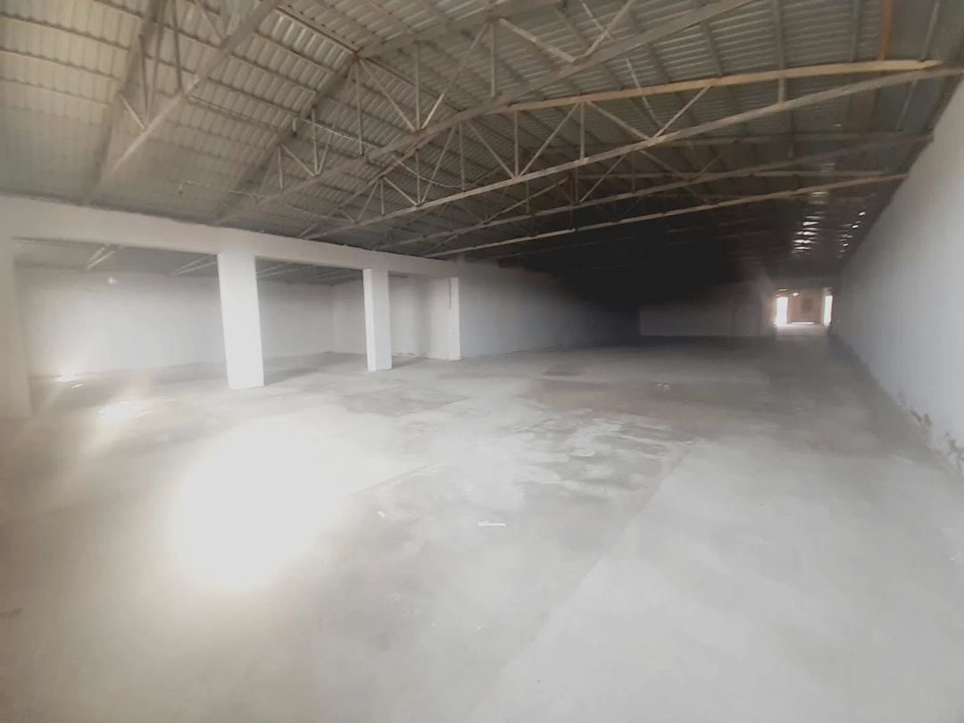 660 m² anbar kirayə verilir Bakı, Suraxanı r — Əmlak, Bakı
