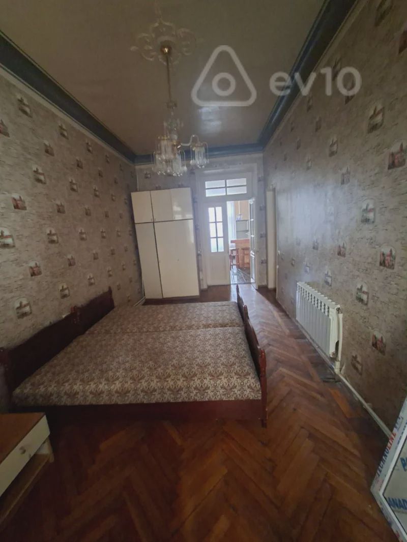 For sale: 1-room apartment (old building), 32 m² — Mənzil, Bakı (6)
