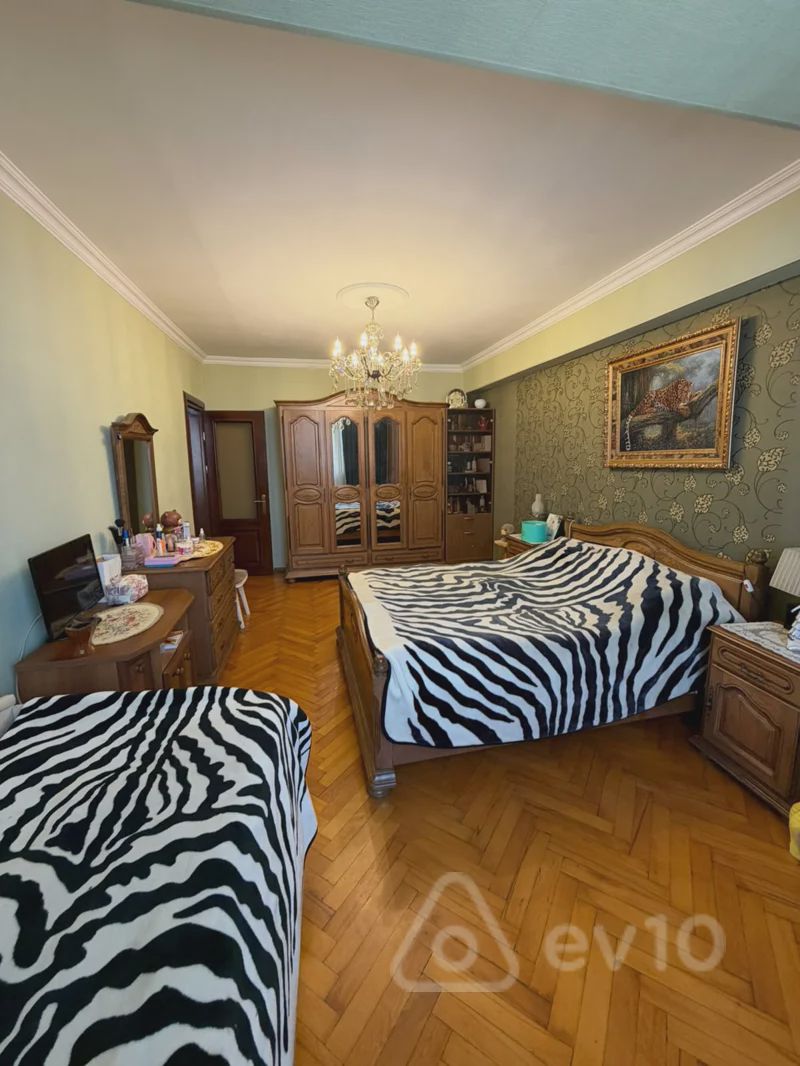 For sale: 3-room apartment (old building), 90 m² — Mənzil, Bakı (3)