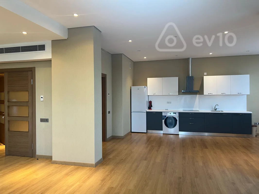 For rent: 4-room apartment (new building), 210 m² — Mənzil, Bakı (10)