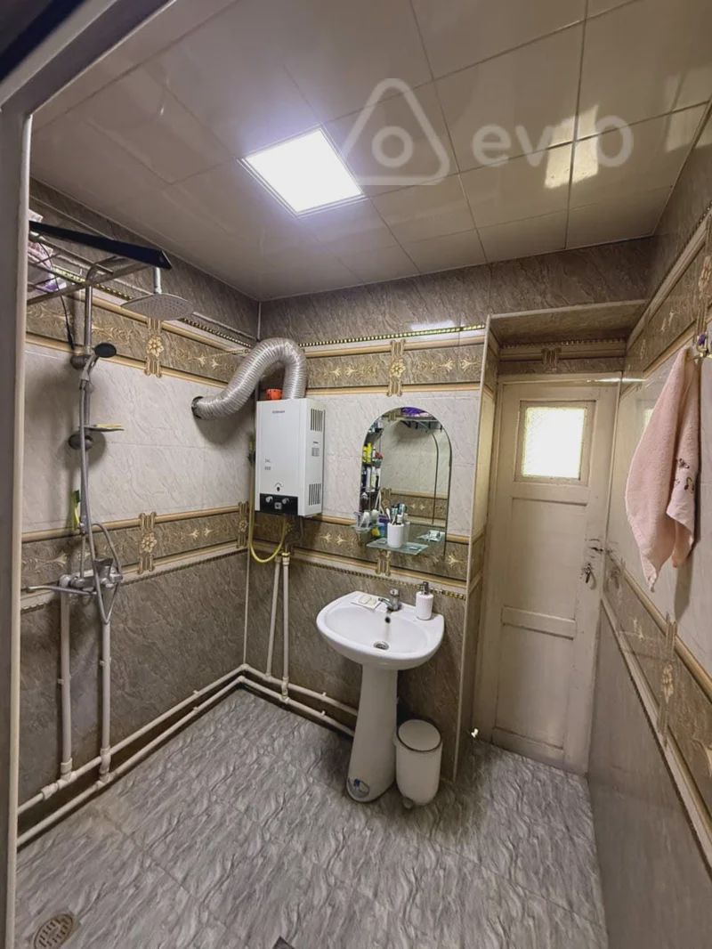 For sale: 3-room apartment (old building), 103 m² — Mənzil, Bakı (11)