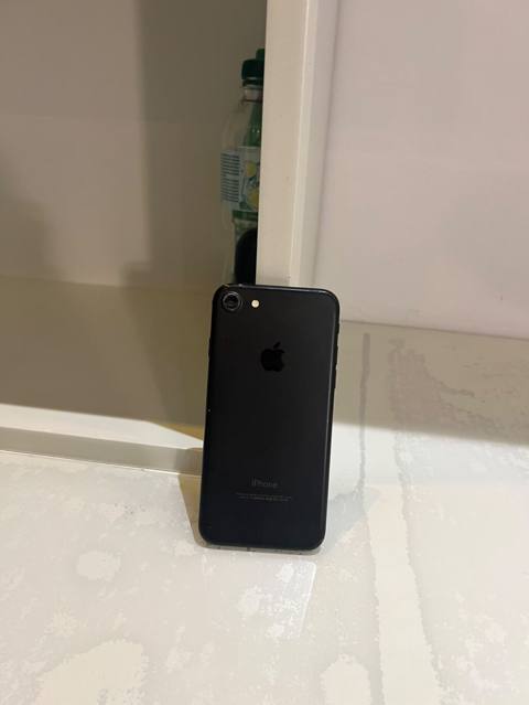 IPhone 7, 32 GB, Barmaq izi — 80 ₼ · Baku · Apple iPhone IPhone 7, 32 GB, Barmaq izi — Baku
