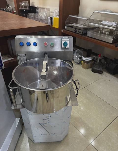 Ətçəkən zırh aparatı Supermikser 20 lt — 2 000 ₼ · Baku · Biznes və avadanlıq Ətçəkən zırh aparatı Supermikser 20 lt — Baku