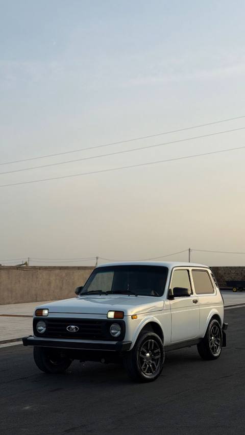 VAZ (Lada) 4x4 Niva: 1.7 l 2012 il 185078 km Ofrouder/SUV — 9 800 ₼ · 2012 · 185 078 km · Баку · Avtomobillər VAZ (Lada) 4x4 Niva: 1.7 l 2012 il 185078 km Ofrouder/SUV — Баку