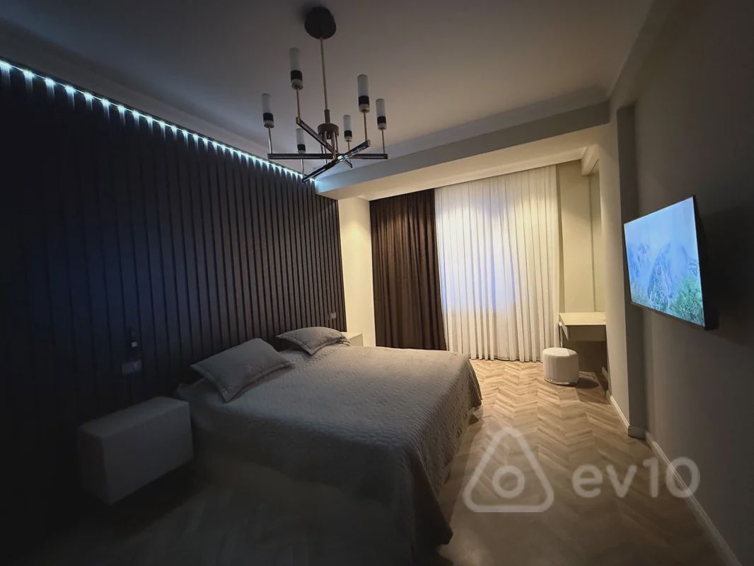 For sale: 3-room apartment (new building), 140 m² — Mənzil, Bakı (10)