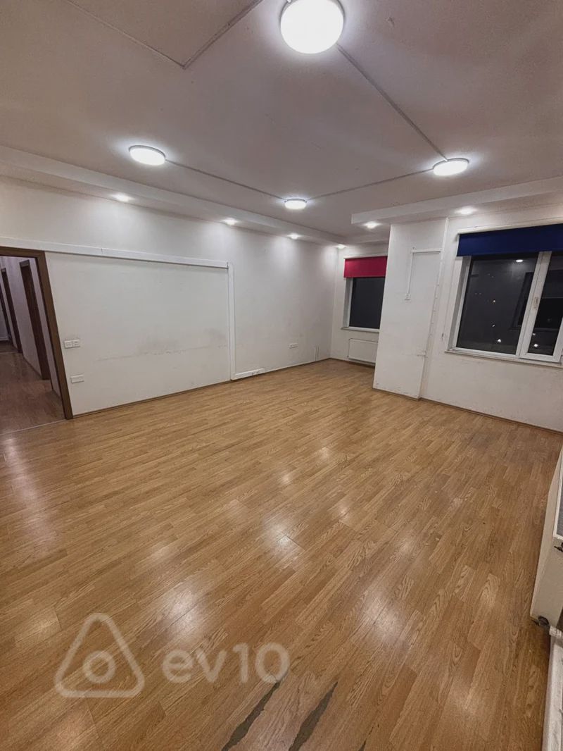Kiralık 3 odalı ofis, 130 m² — Ofis, Bakı (3)