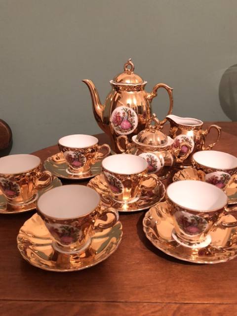 Çay dəsti, rəng - Qızılı, 6 nəfərlik — 15 ₼ · Baku · Süfrə qabı Çay dəsti, rəng - Qızılı, 6 nəfərlik — Baku