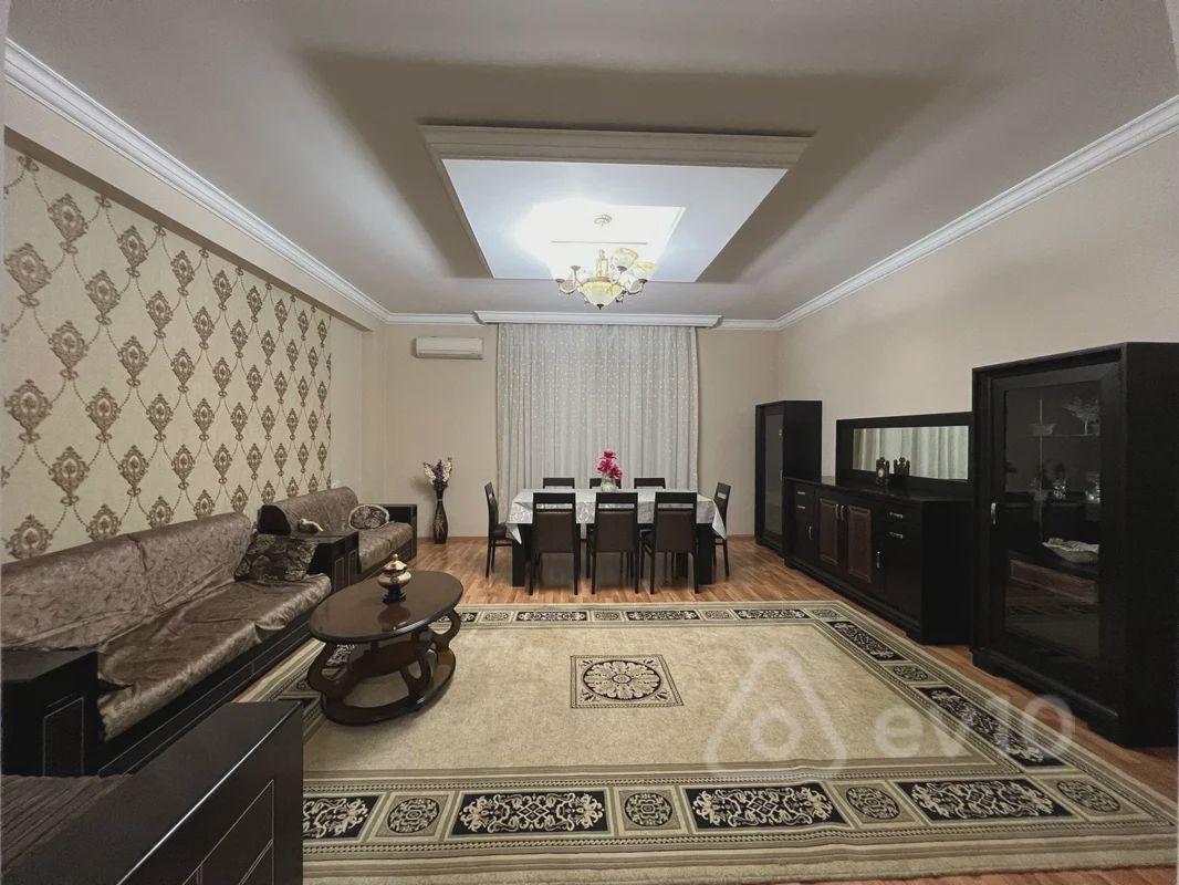 Sotiladi: 3 xonali квартира (новостройка), 110 m² — Mənzil, Bakı