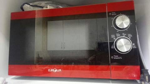 Mikrodalgalı Soba satılır qiyməti 95 manat ünvan Hökməli (2636) Nəmiş — NigAz mebel 🖤 — Home Appliances