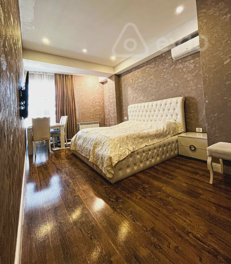 For rent: 4-room apartment (new building), 350 m² — Mənzil, Bakı (3)