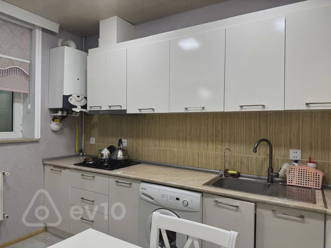 For rent: 3-room apartment (old building), 70 m² — Mənzil, Bakı (8)