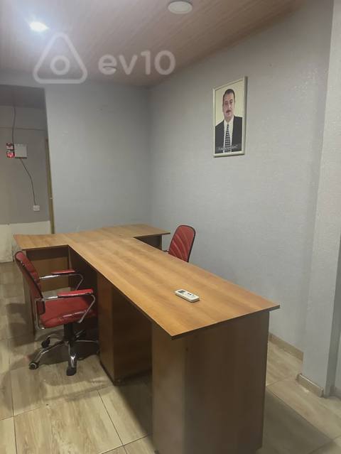 Obyekt, 20 m², Xalqlar Dostluqu metrosu — kirayə — Uğur