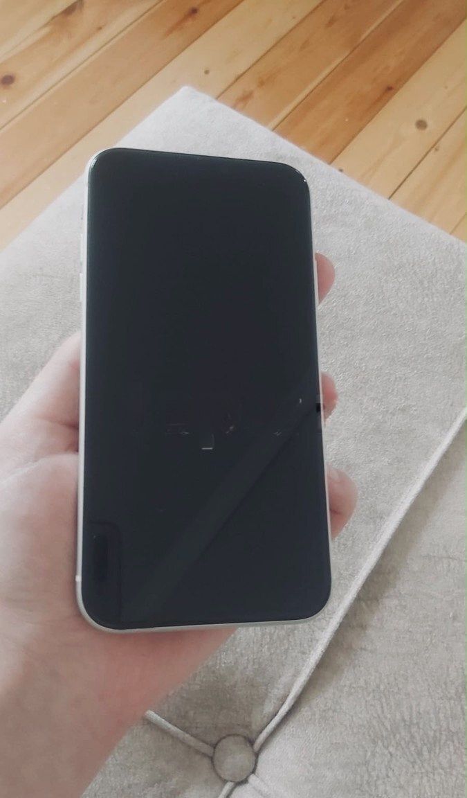Apple iPhone 11, 4 GB — Smartfonlar (2)