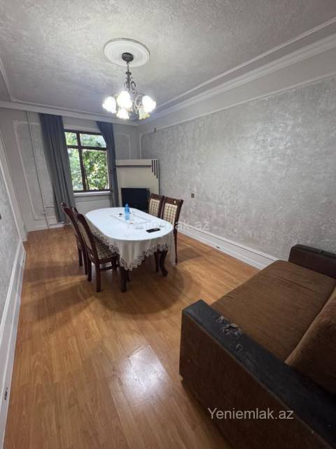 Kirayə 3 otaqlı Bina evi menzil (Köhnə tikili), 80 m², Xətai rayonu — 650 ₼ · 3 бөлмө · 80 m² · 1/9 кабат · Баку, Xətai · Mənzil Kirayə 3 otaqlı Bina evi menzil (Köhnə tikili), 80 m², Xətai rayonu — Баку
