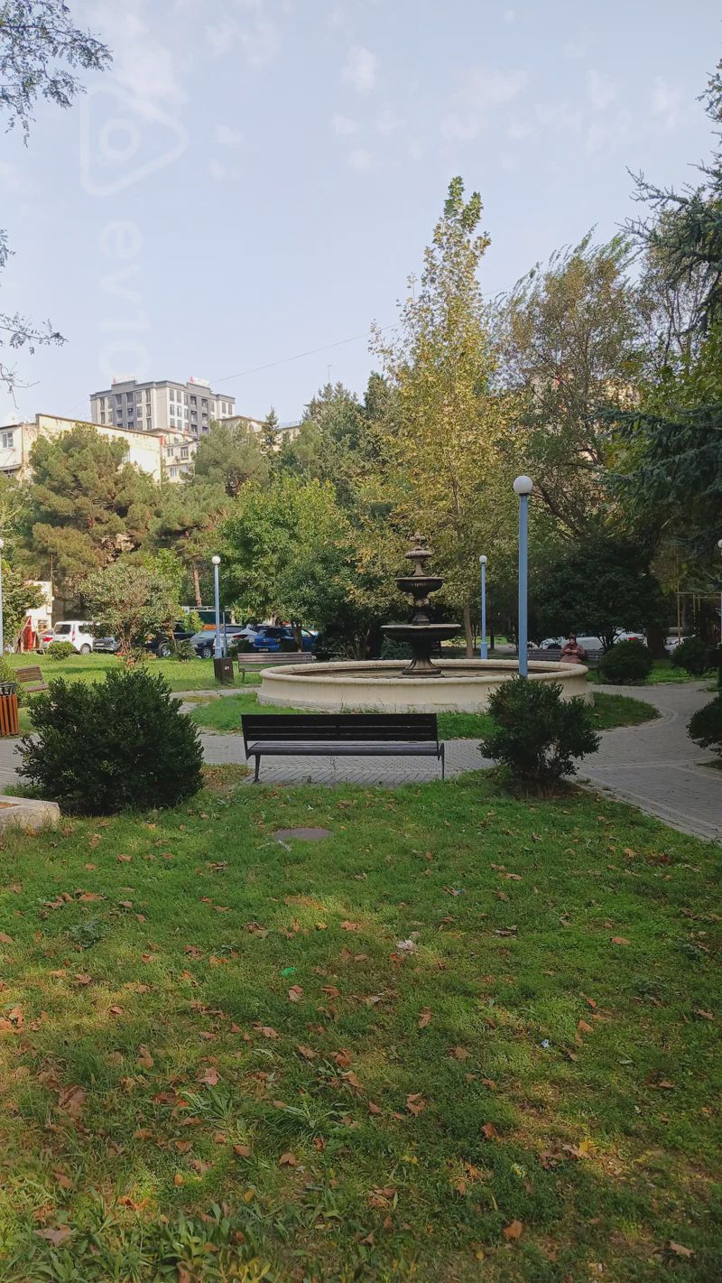 For sale: 2-room apartment (old building), 65 m² — Mənzil, Bakı (2)
