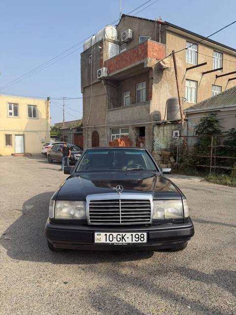 Mercedes 260 E, 2.6 L, 1990 il, 258 000 km — 6 000 ₼ · Baku · Avtomobillər Mercedes 260 E, 2.6 L, 1990 il, 258 000 km — Baku