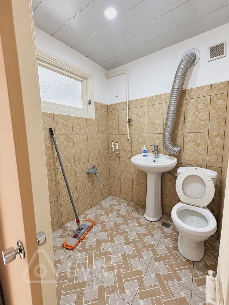For sale: 3-room apartment (old building), 75 m² — Mənzil, Bakı (7)