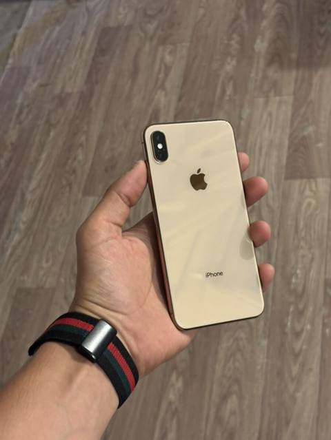 IPhone Xs Max, 256 GB, Qızılı — 239 ₼ · Barda · Apple iPhone IPhone Xs Max, 256 GB, Qızılı — Barda