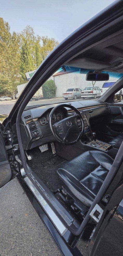 Mercedes E 240, 2000 il, 810353 km, 2.6 L 10-VN-144 — Avtomobillər, Mingəçevir (11)