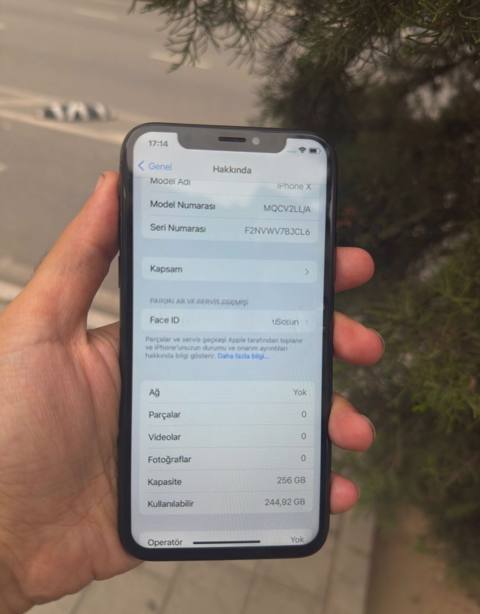 Apple iPhone X, 3 GB