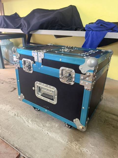 Haze -1500W Tustu haze – inteqrə olunmuş flight-case korpusda — Баку