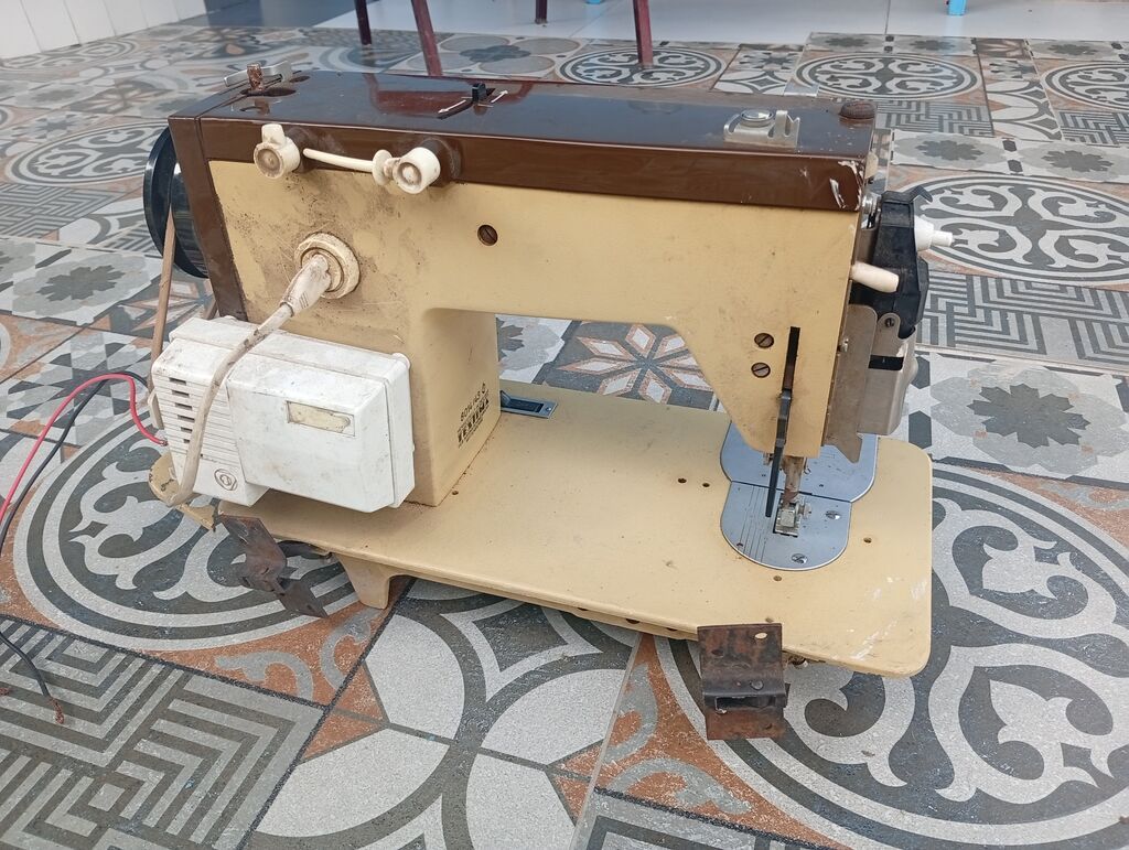 Verıtas tikiş maşını - Mekanik-elektrik modeli, stolüstü gövdə — Tikiş və işəmə maşınları, Bakı (3)