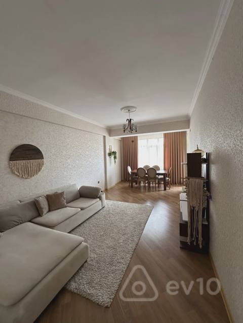 3 otaqlı mənzil, 130 m², Bayıl Socarın binaları — kirayə — Baku
