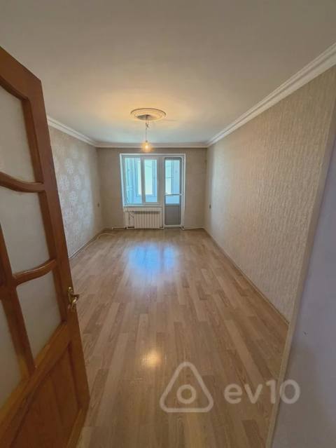 3 otaqlı mənzil, 80 m², Nazim İsmayılov küçəsi — Fuad