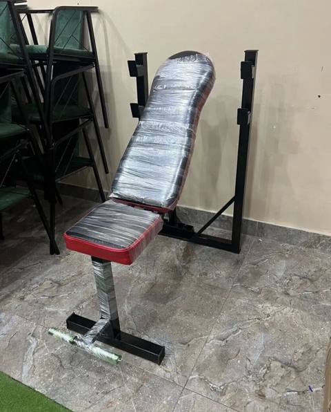 Dəmir karkaslı ştanq skamyası və dayaqları - İki hissəli skamya: bel — 89 ₼ · Bakı · Dumbbellər, barbelər, diskləri Dəmir karkaslı ştanq skamyası və dayaqları - İki hissəli skamya: bel — Bakı