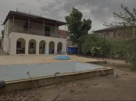 Satılır: 5 Otaq, Evlər/Villalar, Xəzər r., Mərdəkan q., 240.00 m² — 320 000 ₼ · 5+ otaq · 240 m² · Mərdəkan · Ev, villa Satılır: 5 Otaq, Evlər/Villalar, Xəzər r., Mərdəkan q., 240.00 m² — Mərdəkan