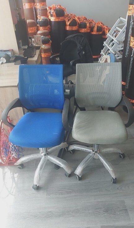 Kreslo Qarışıq rəng — Ofis mebeli, Bakı (3)