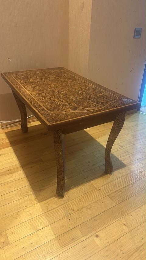 Oyma naxışlı taxta masa - Material: tam ağac (üst lövhə və ayaqlar — 20 ₼ · Баку · Masalar Oyma naxışlı taxta masa - Material: tam ağac (üst lövhə və ayaqlar — Баку