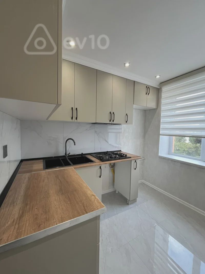 For sale: 3-room apartment (old building), 70 m² — Mənzil, Bakı (12)